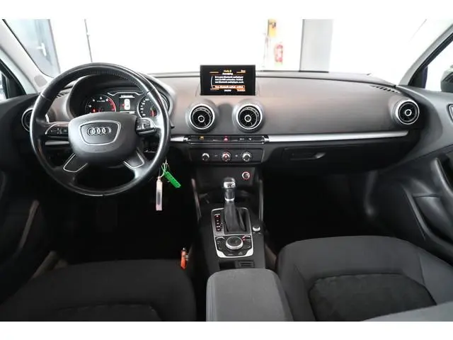 Audi A3 Limousine 1.4 TFSI CoD Attraction Pro Line Automaat Cruise control Navigatie Airco Goed Onde...