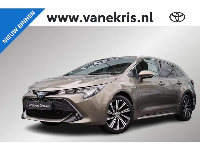 Toyota Corolla Touring Sports 1.8 Hybrid Dynamic Trekhaak, Allseason banden