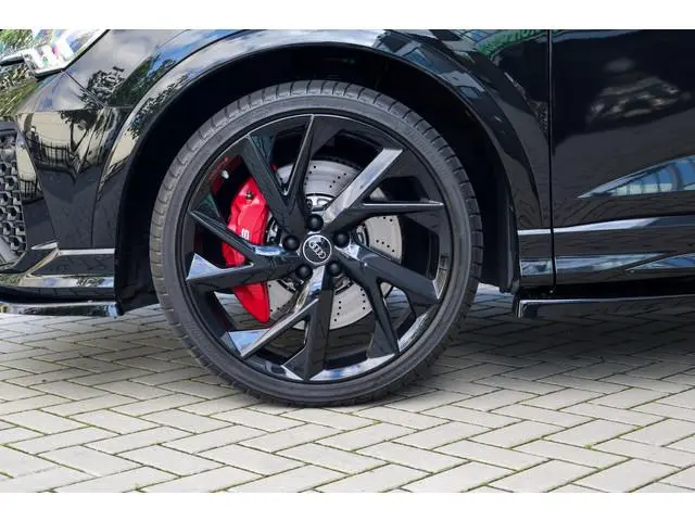 Audi RSQ3