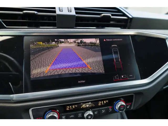 Audi RSQ3