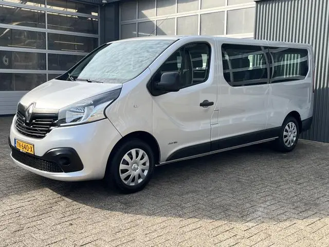 Renault Trafic Passenger 1.6 dCi Marge BTW en Bpm vrij Airco Cruise controle Parkeersensoren achter...