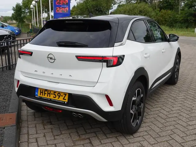 Opel Mokka 1.2 Turbo130PK AUT. Ultimate TWO-TONE | H-LEER | CARPLAY | WINTERPACK