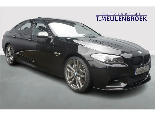 BMW 5-serie M550xd Glasdak,