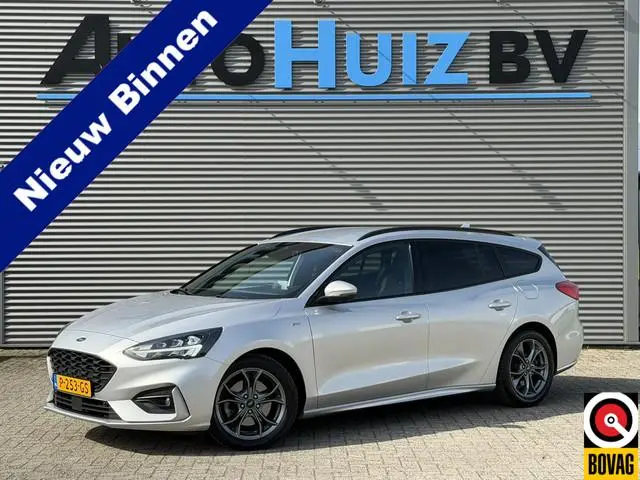 Ford Focus Wagon 1.0 EcoBoost Hybrid ST Line Business Carplay Achteruitrijcamera Stoelverwarming Stu...