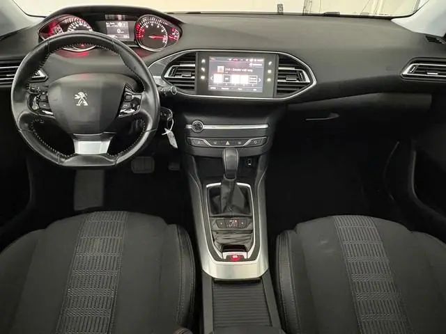 Peugeot 308 1.2 PureTech Allure | PANO-DAK | AFN. TREKHAAK |