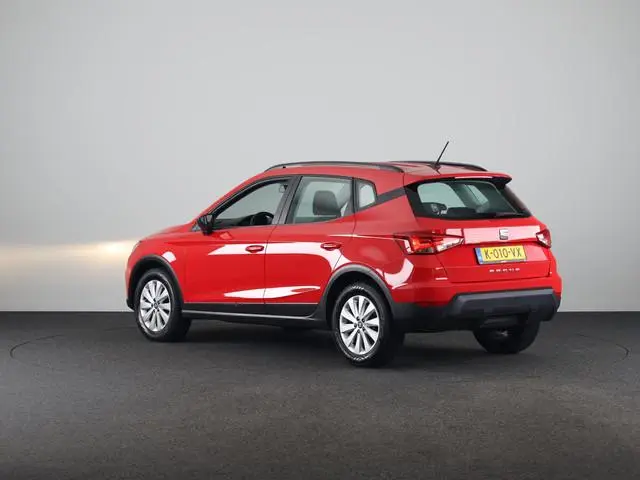 SEAT Arona 1.0 TSI Style 95pk | Airconditioning | 16 inch Lichtmetalen velgen | Cruise controle | Bl...
