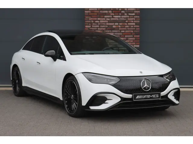 Mercedes-Benz EQE 300 Star Edition AMG 90 kWh | Luchtvering | Achterasbesturing | Distronic+ | Panor...