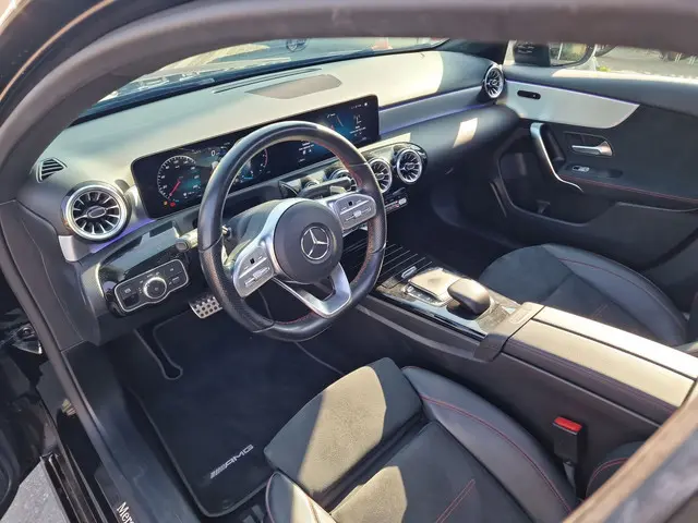 Mercedes-Benz A-klasse 180 Business Solution AMG |PANO|STOELVERW.|AMBIENT|DEALER ONDERHOUDEN| 5019