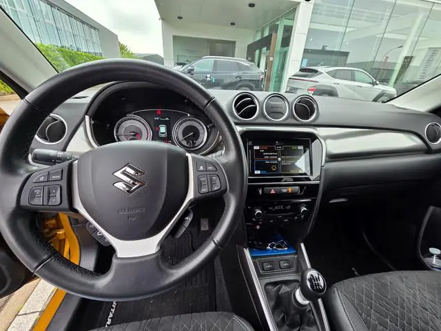 Suzuki Vitara