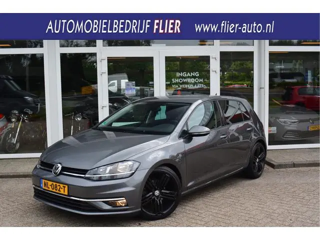 Volkswagen Golf 1.0 111PK TSI Comfortline Executive | Adaptive | CarPlay | Orig. NL | NAP |