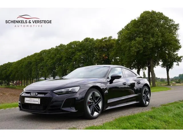 Audi e-tron GT GT 93 kWh / 89.1 SOH / BTW / Pano / Luchtvering / Camera /