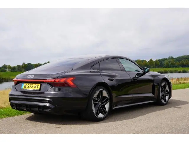 Audi e-tron GT