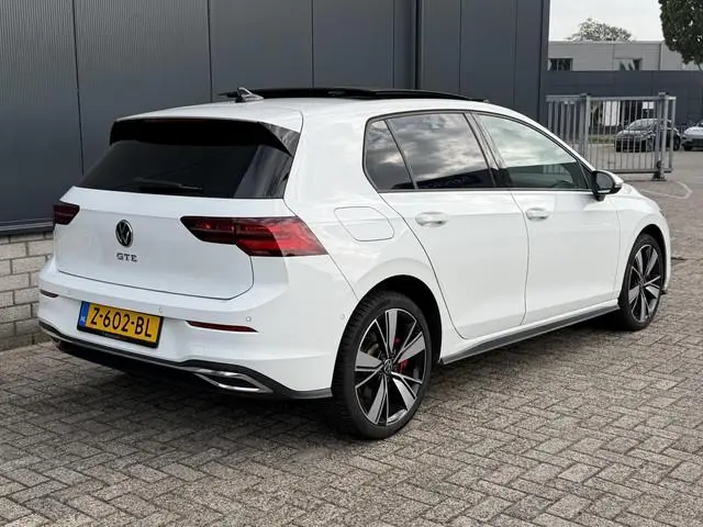 Volkswagen Golf 1.4 eHybrid GTE 18"/SOH 91%/Leder + memory/Panoramadak/IQ Light/Dynamic chassis/Stuu...