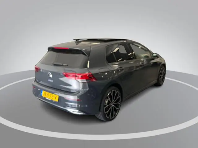 Volkswagen Golf 1.4 245pk DSG eHybrid GTE · Panoramadak · Camera · Apple/Android Car Play · Stoelver...