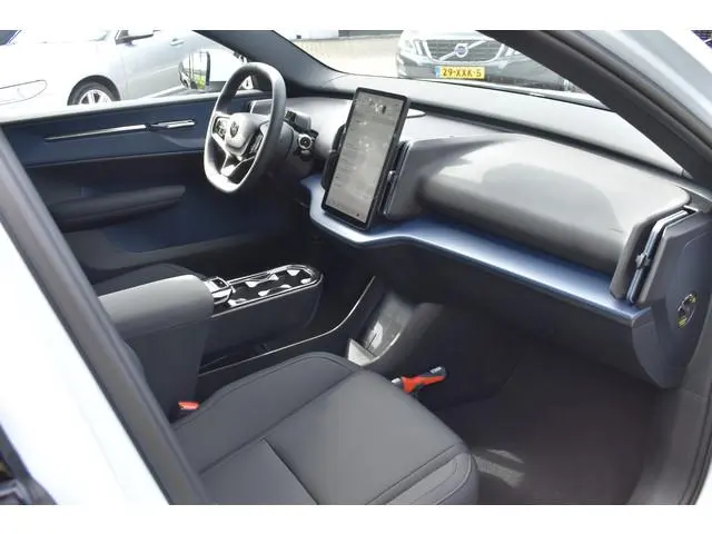 Volvo EX30
