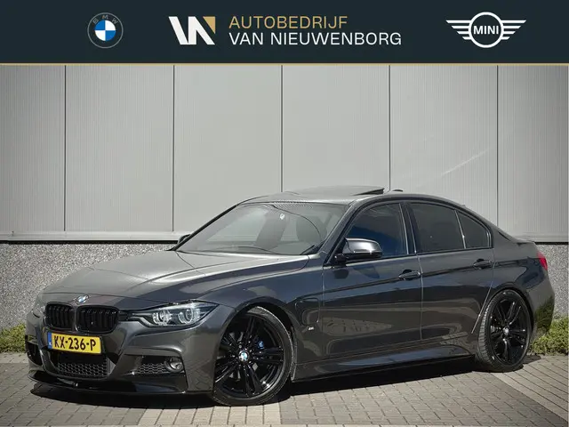 BMW 3-serie 330e M-Sport High Executive Schuif-/kanteldak | Lederen Sportstoelen | Apple Carplay | C...