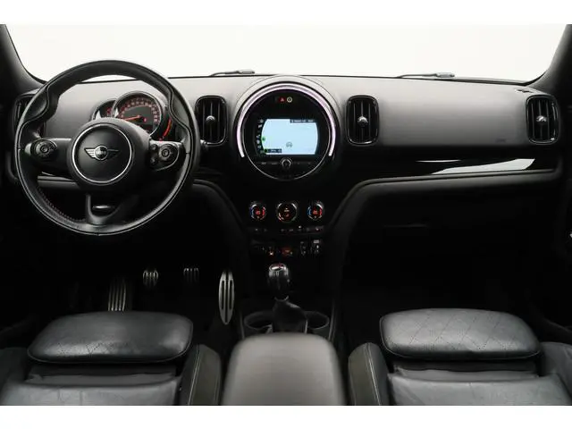 MINI Countryman 2.0 Cooper S Chili JCW Leer, Apple Carplay, Stoelverwarming, PDC, 18"