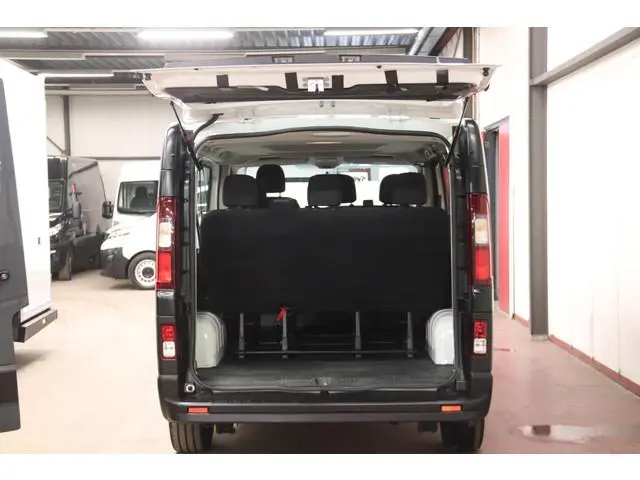 Opel Vivaro Combi 1.6 CDTI PERSONEN VERVOER 9 PERSOONS PERSONENBUS Opel Vivaro Combi 1.6 CDTI PERSON...