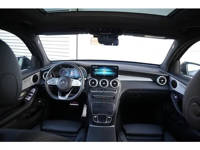 Mercedes-Benz GLC-klasse 300de 4MATIC Business Solution AMG Panoramadak Ambient Adapt. Cruise 360Cam