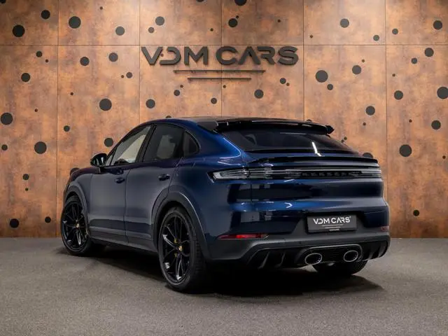 Porsche Cayenne Coupé 4.0 Turbo E-Hybrid GT | 18-weg | Achterasbest. | Burmester | HUD | Stiksels |