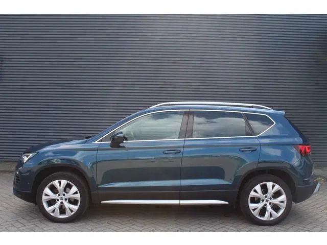 SEAT Ateca 1.5 TSI Xperience Intense Navigatie 360-Camera DAB Led Alcantara Zwenkbare-Trekhaak