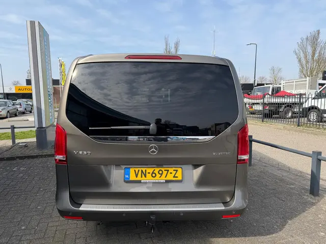 Mercedes-Benz V-klasse 250 BlueTEC L2 DC Avantgarde | Elec. Schuifdeuren | 360° Camera | Leder | LED