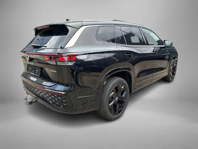 Volkswagen Tayron 1.5 eHybrid 204pk DSG R-Line · Panoramadak · Inklap. Trekhaak · Harman Kardon · 36...