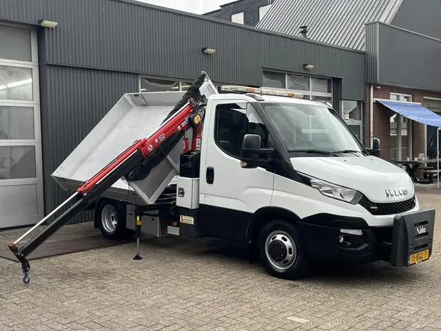 Iveco Daily 50C17 Maxilift 150 Laadkraan 3 zijden Kipper 3-Persoons Open laadbak Pick-up PTO Airco N...