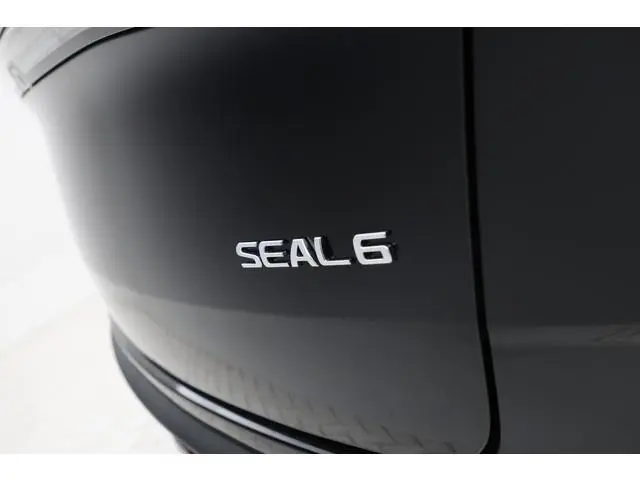 BYD SEAL