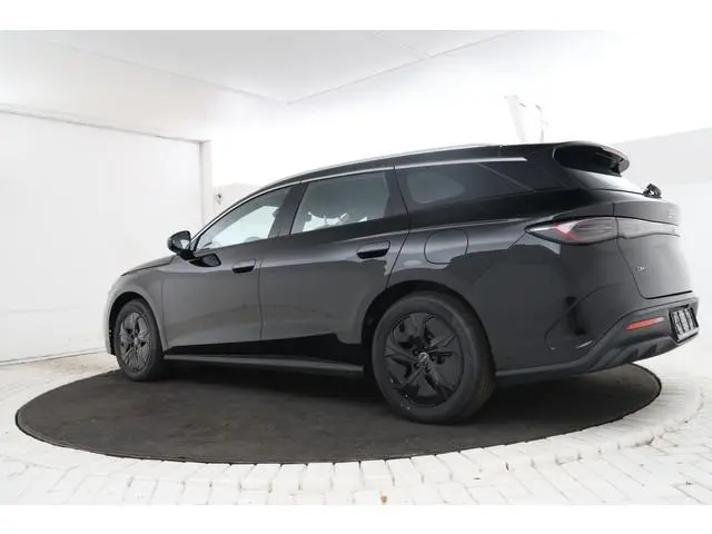 BYD SEAL