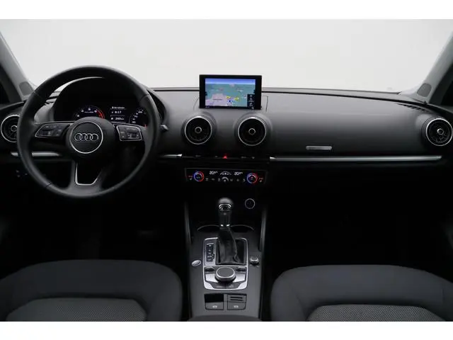 Audi A3 Limousine 1.4 TFSI CoD Design Pro Line Plus Automaat Keyless, Xenon, Navigatie, Climate, Sto...