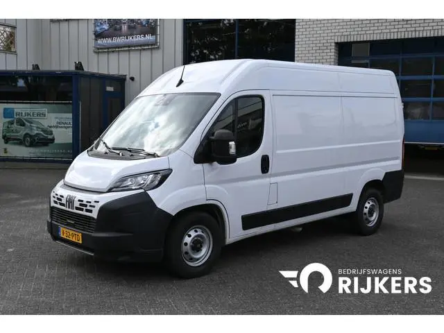 Fiat Ducato L2H2 2.2 MultiJet 140 pk 3.5t Camera, Cruise control, 270 Graden deuren