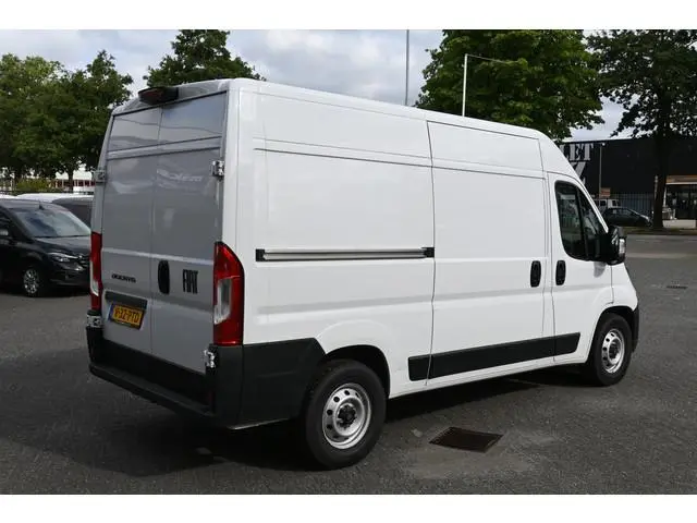Fiat Ducato L2H2 2.2 MultiJet 140 pk 3.5t Camera, Cruise control, 270 Graden deuren