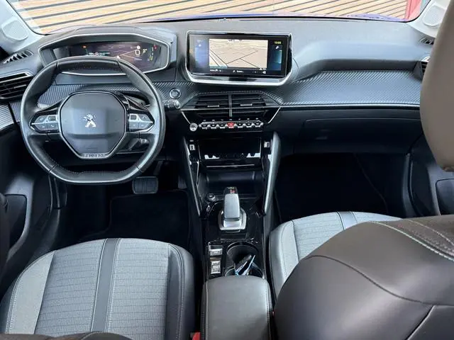 Peugeot e-208 EV Allure 50 kWh 90.3% SOH Camera / Carplay / Navi / Clima / Half Leer