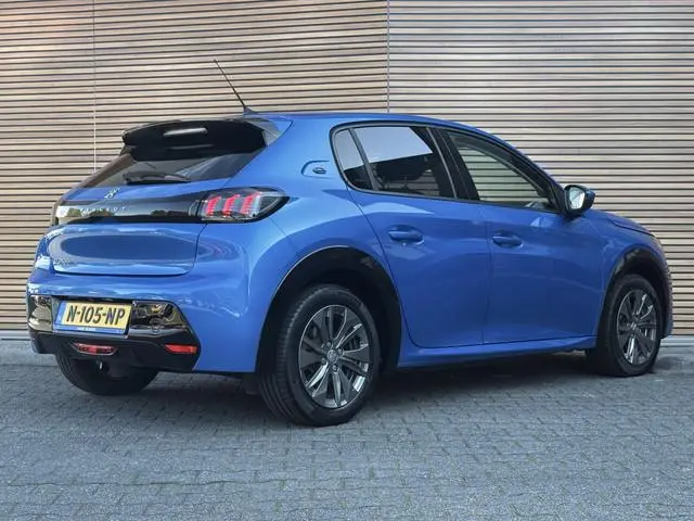 Peugeot e-208 EV Allure 50 kWh 90.3% SOH Camera / Carplay / Navi / Clima / Half Leer