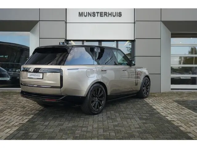Land Rover Range Rover 3.0 P550e Autobiography PHEV | Elektrische treeplanken | Koelvak | Meridian s...
