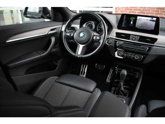 BMW X2 xDrive25e M-Sport Pano HUD El-zetels Camera Carplay 19inch