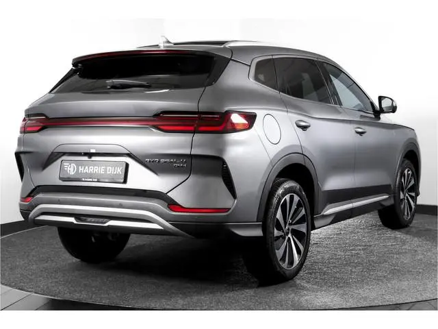 BYD SEAL U