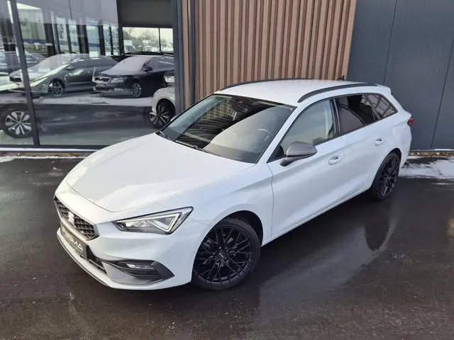 SEAT Leon Sportstourer 1.5 TSI FR Launch Edition | Virtual | Keyless | 18'' | Stuur-stoelverw. | Car...