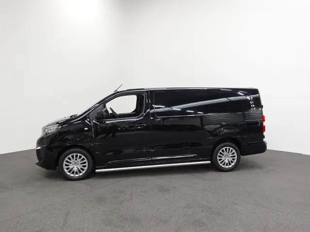 Peugeot Expert 145PK Automaat L3 Trekhaak Navigatie parkeersensoren Airco 3 zits cruise control