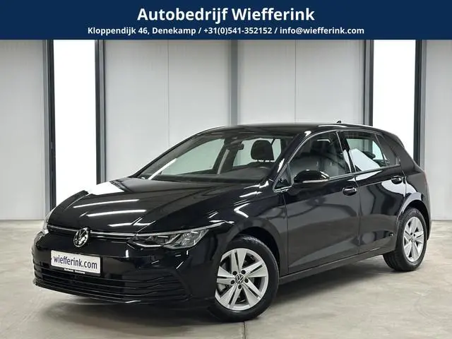 Volkswagen Golf 1.0 TSI Life Trekhaak | Winterpakket | ACC | Carplay