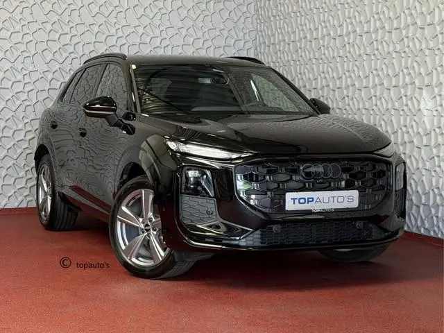 Audi Q3 35 TFSI S-EDITION MILD HYBRID ZONDER STEKKER AUDI.TREKHAAK LEER PANO SCHUIFDAK ELEK.KLEP