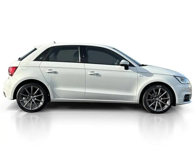 Audi A1 Sportback 1.4 TFSI Aut7 2x S-Line ✅ Xenon ✅ Sportstoelen ✅ Navi