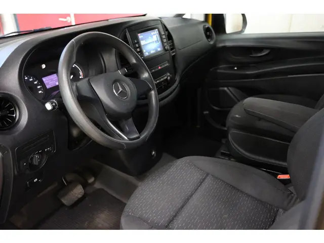 Mercedes-Benz eVito