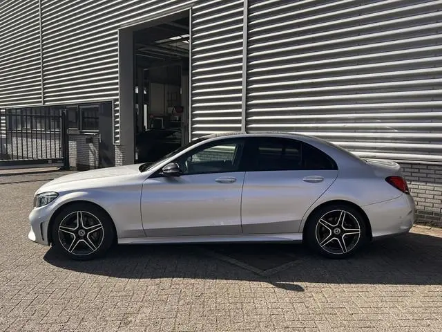 Mercedes-Benz C-klasse 180 Premium Plus Pack | Panoramadak | Stoelverwarming | Achteruitrijcamera |...