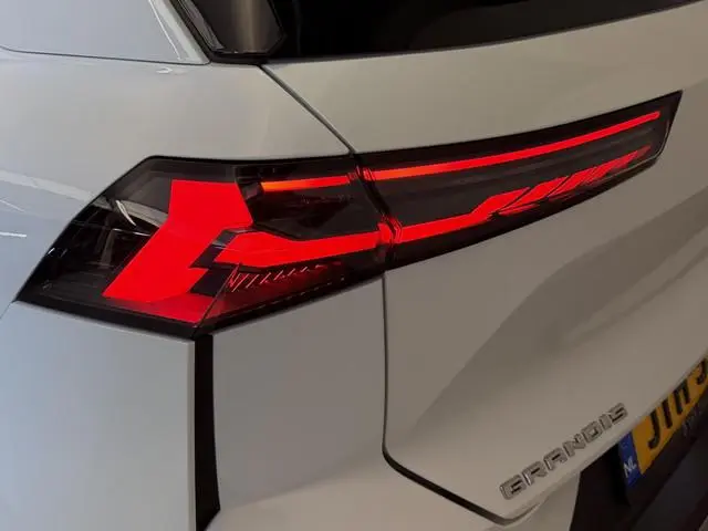 Mitsubishi Grandis