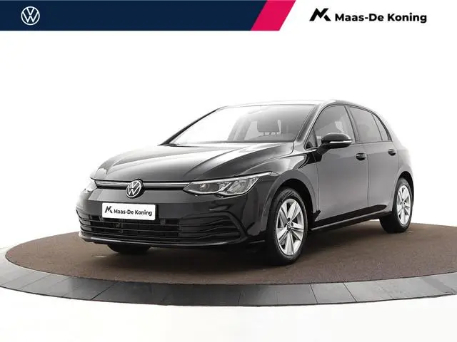 Volkswagen Golf 1.0 eTSI 110pk DSG Life · Camera · Apple/Android Car Play · Sfeerverlichting · P-Sen...