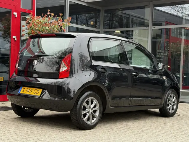 SEAT Mii 1.0 5 DEURS *!* AIRCO/ NAVIGATIE/ LMV/ AUDIO *!*