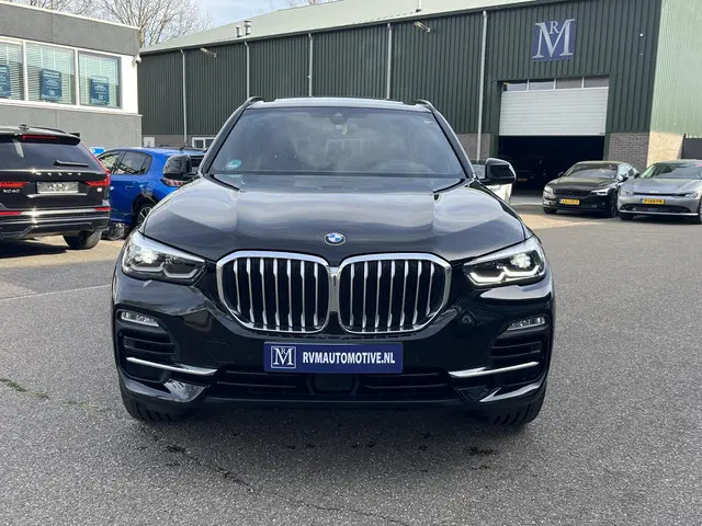 BMW X5 xDrive45e High Executive HARMAN KARDON| ELEK. TREKHAAK|ELEK. SCHUIF/ KANTELDAK| ACHTERBANK VE...