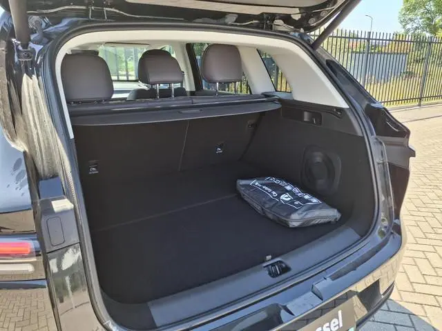 Leapmotor C10